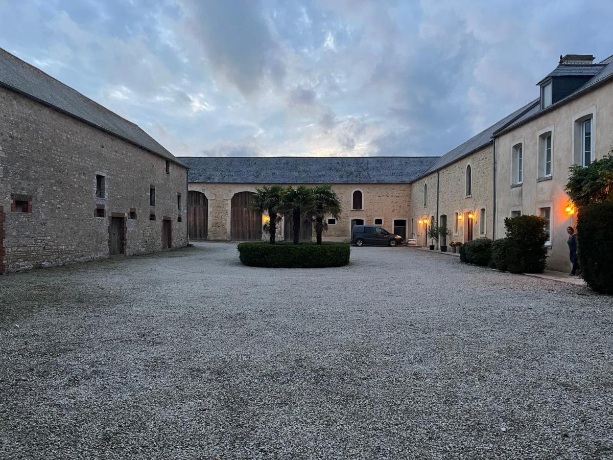 Le Clos Du Bas Courtil Guesthouse B&B Omaha Beach Osmanville Exterior photo